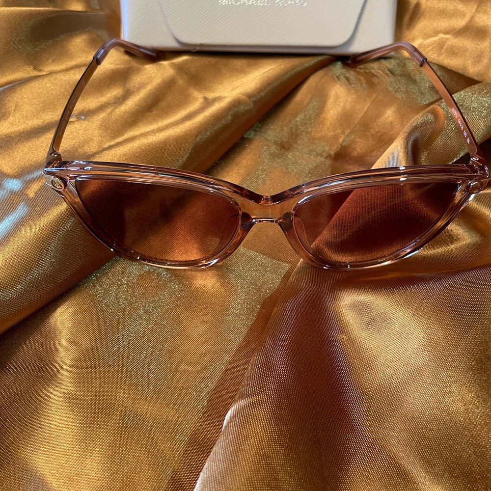 🩷Rose Gold MK sunglasses🩷 - Picture 6 of 6